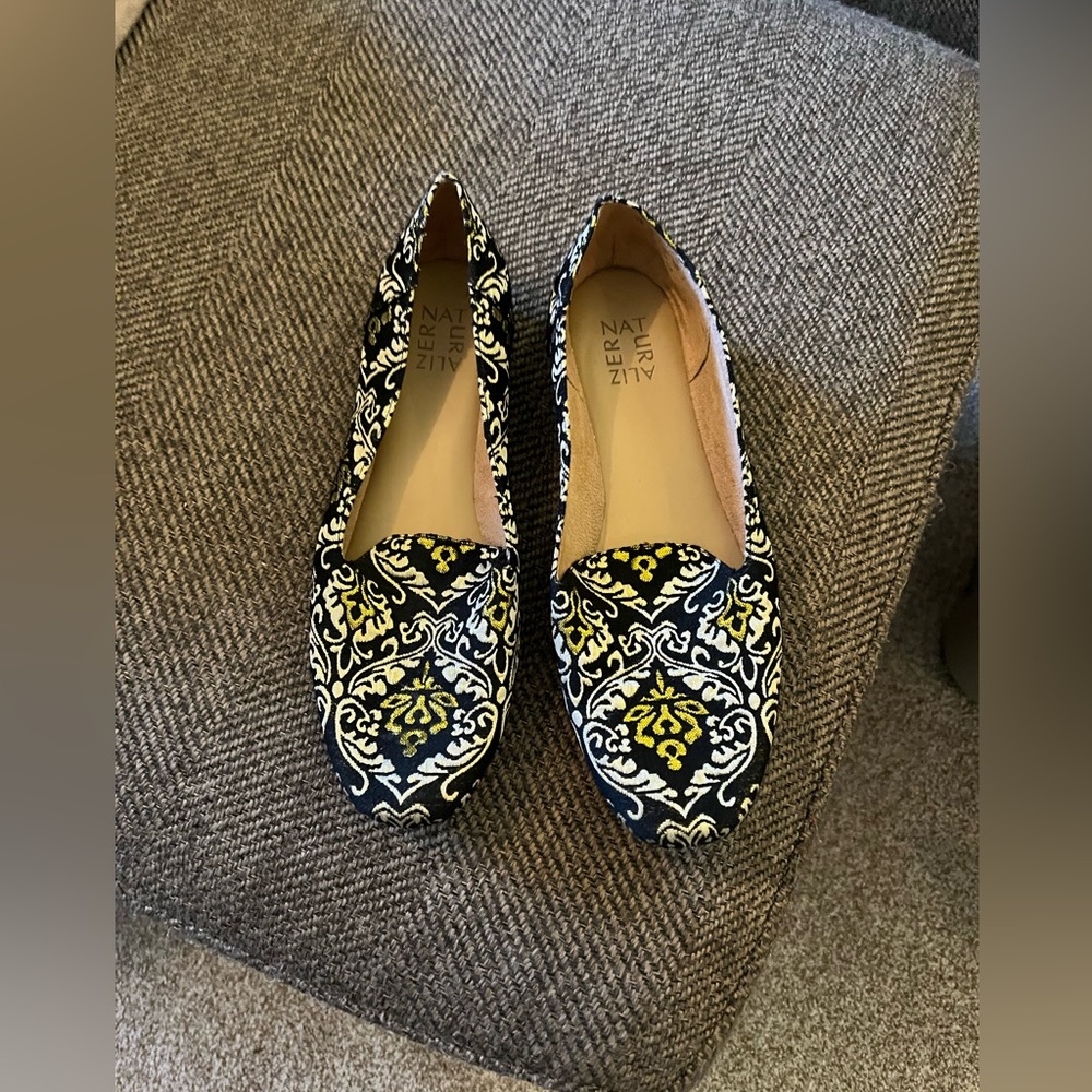 Naturalizer flats, black & gold, 10m
